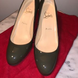 Louboutin Simple 85 Plumps (size 37.5 or 7.5)